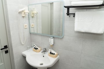 Exclusive double room with one bed or two separate beds
