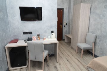 Suite double room with two separate beds